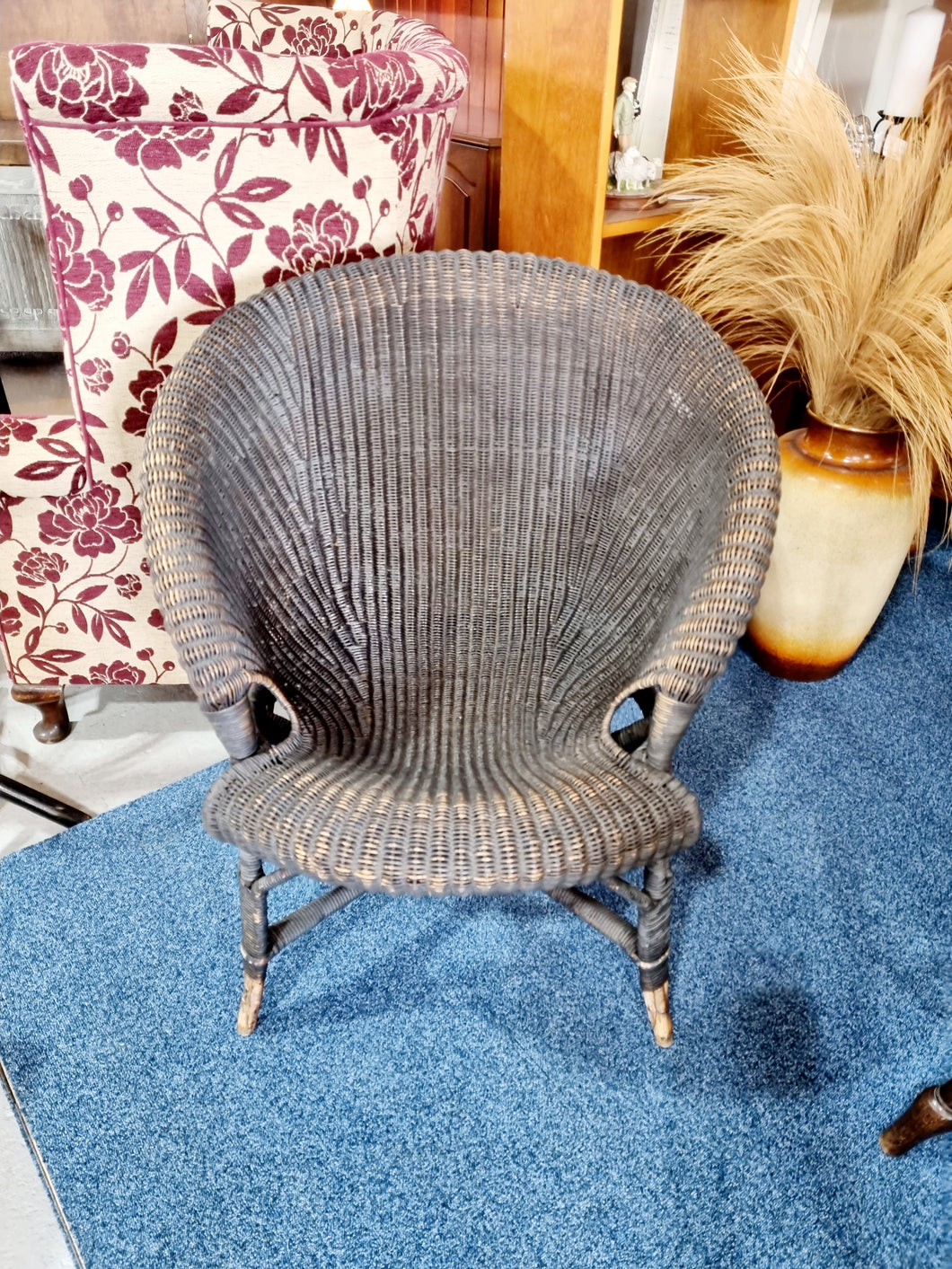 Early 20th century 1920/1930's Loom Shell Shaped Wicker Chair
