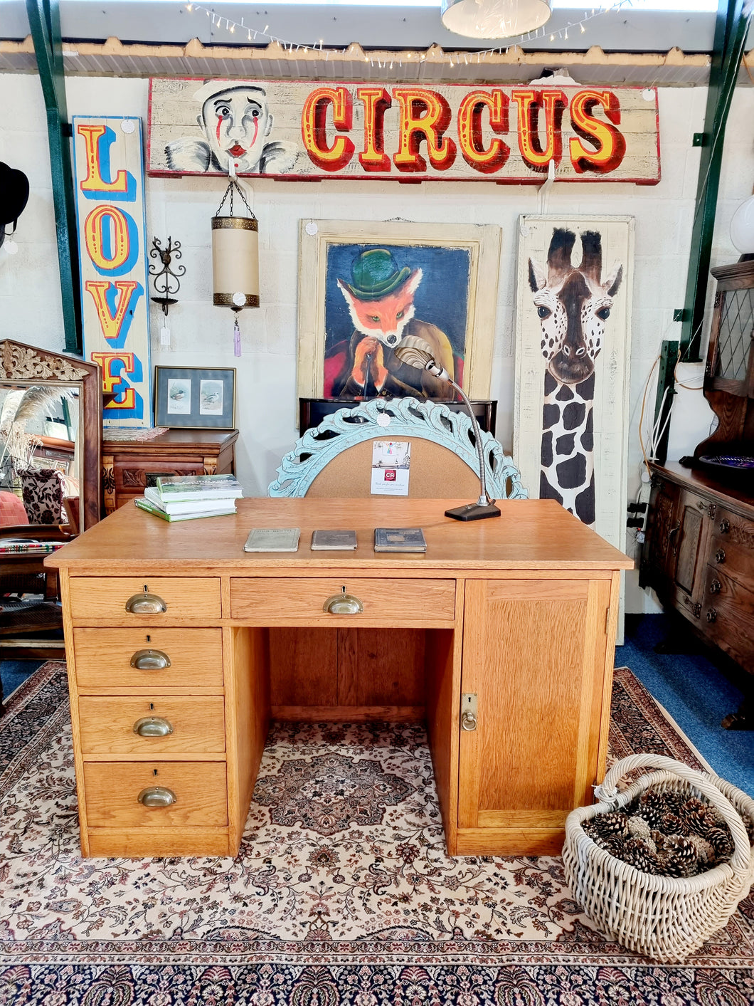 Vintage Oak Kneehole Desk