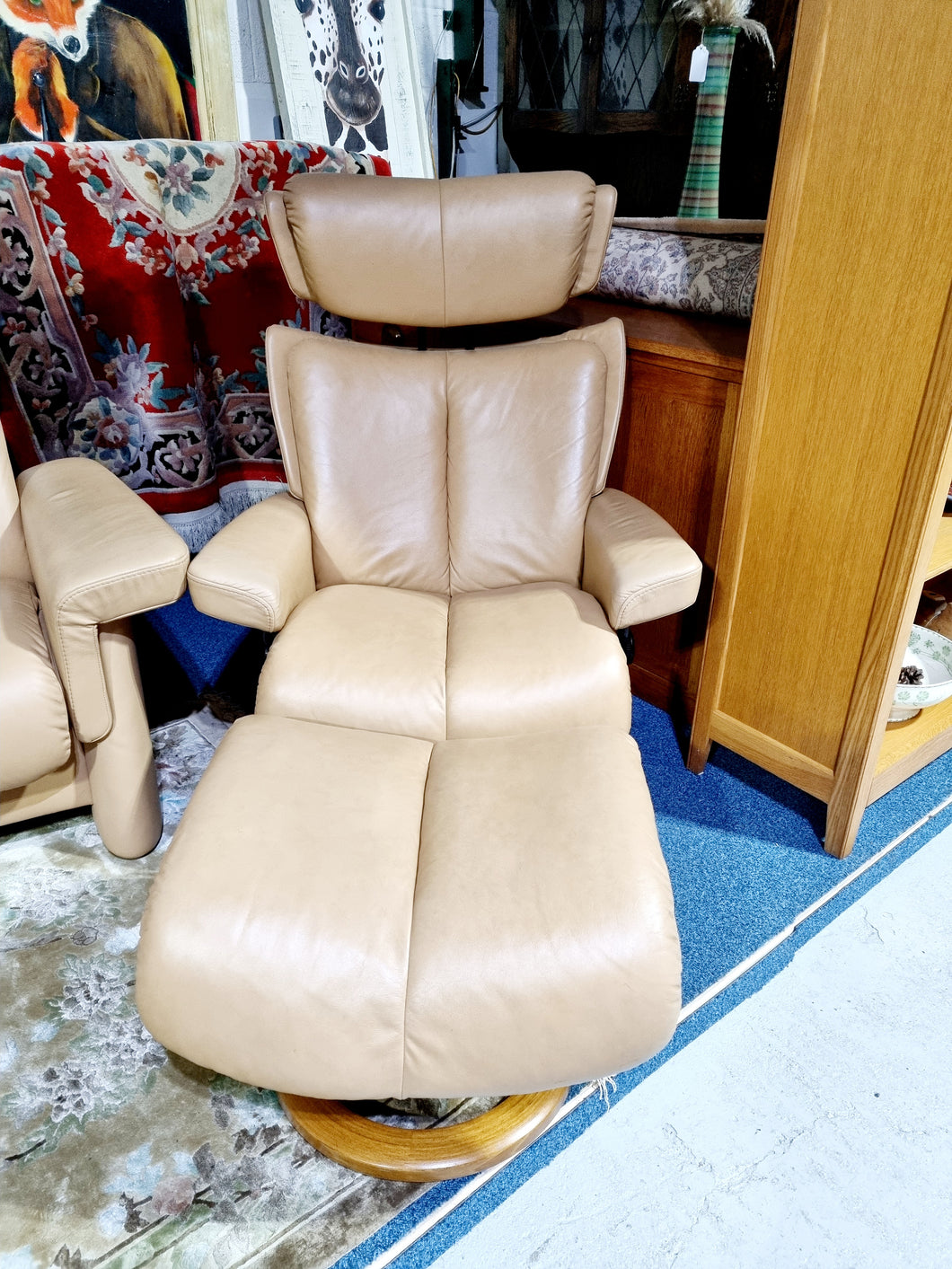 Stressless Recliner Swivel Chair & Footstool