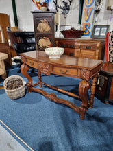 Load image into Gallery viewer, Colonial Style Mahogany Console/Hall table
