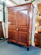 Load image into Gallery viewer, Early 20th Century Mahogany Armoire
