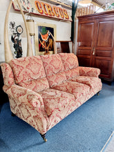 Load image into Gallery viewer, Parker Knoll Oakham Four Piece Lounge Suite
