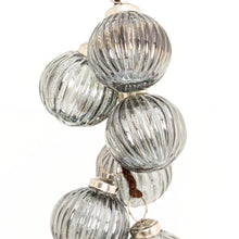 Load image into Gallery viewer, The Noel Collection Smoked Midnight Fluted Bauble Cluster
