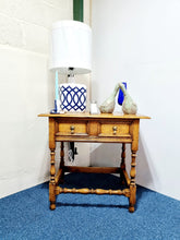 Load image into Gallery viewer, Ipswich Oak Side/Lamp Table - Charlotte Rose Interiors
